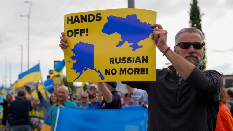 Aljaška na jehlách před summitem Trumpa a Putina. Nechceme zpátky k Rusku, hlásají místní