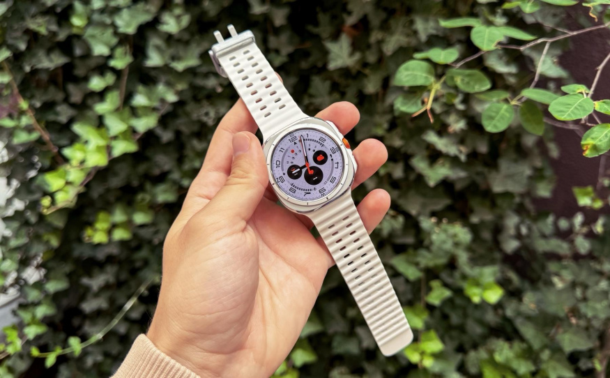 Samsung překvapil rekordní slevou na Galaxy Watch Ultra. Poprvé je koupíte pod deset tisíc korun