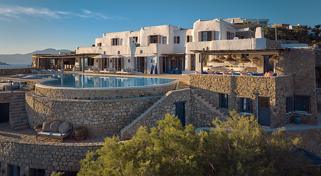 Vila na Mykonosu je ztělesněním ideálního místa pro odpočinek i zábavu