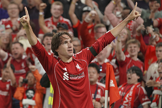 Liverpool na úvod Premier League zvítězil, proti Bournemouthu ho spasil Chiesa