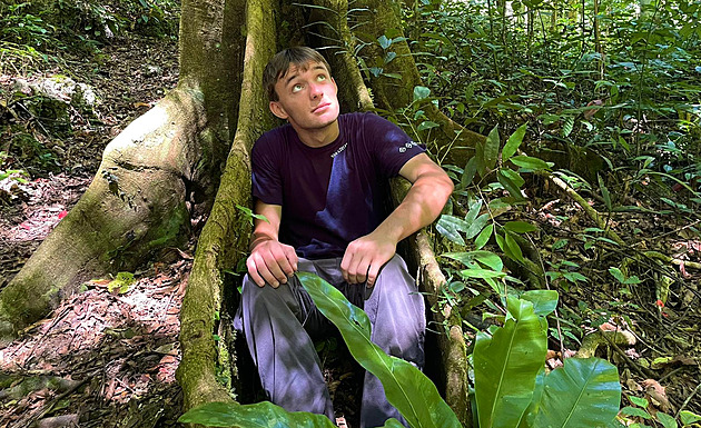 Musíte být v terénu a prožít fascinující sílu přírody, radí mladý biolog