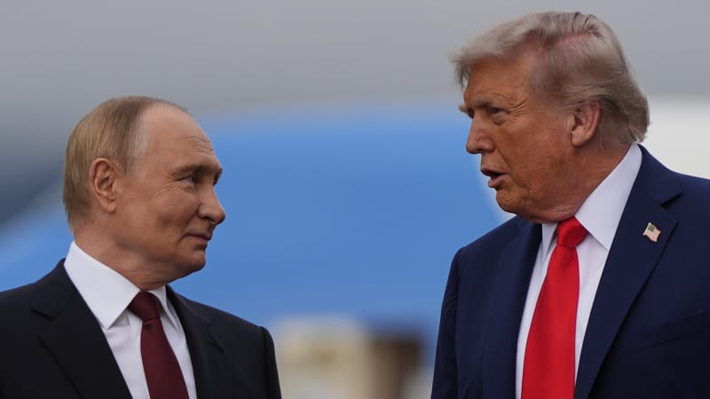 Trump: Ukrajina by se měla s Ruskem dohodnout. V plánu je údajně schůzka Putina se Zelenským