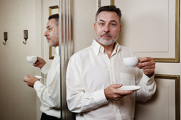 RECENZE: Nový Walliams je hravý i dravý, ale už se začíná tak trochu vykrádat