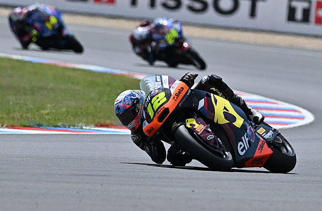 Salač bojoval s technikou, v Rakousku skončil v kvalifikaci Moto2 poslední