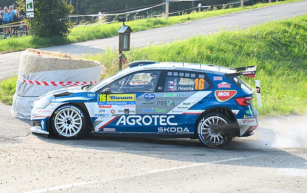 Podvanácté nejrychlejší. Kopecký vyhrál Barum Rally a poskočil do čela MČR