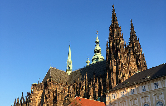 Pražský hrad kupuje nové koše, mají odolat výbuchu. Vyjdou na 1,7 milionu