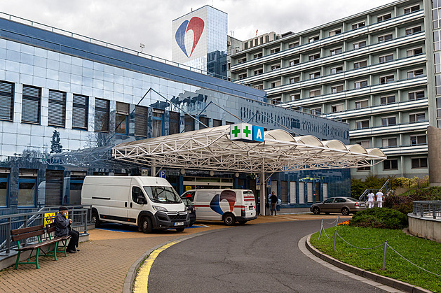 Dvě miliardy na rekonstrukci fakultní nemocnice utratily za techniku, zjistil NKÚ