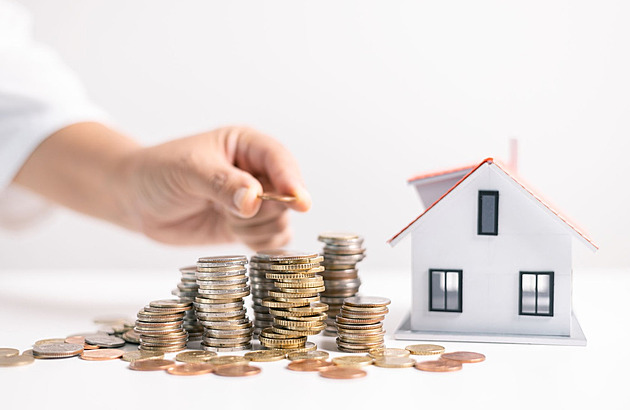 Nájem ukrajuje pořádný kus příjmů domácností. Pražané přesto více utrácejí