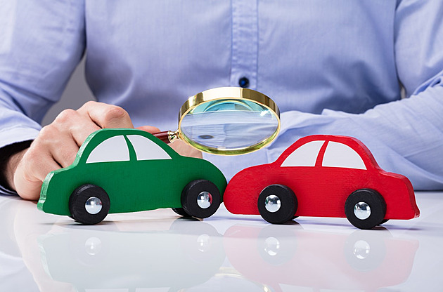 Online záznam o dopravní nehodě si řidiči chválí, je chytrý a rychlý