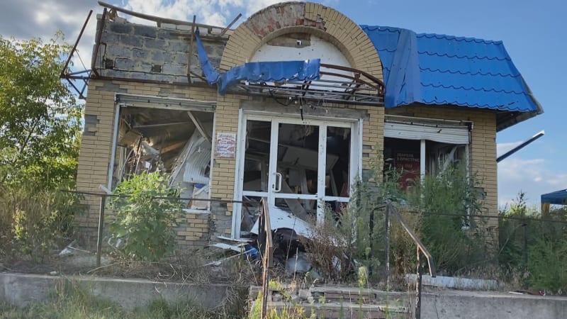 EXKLUZIVNÍ reportáž z vesnice u frontové linie: Žít pod ruskou okupací? V žádném případě