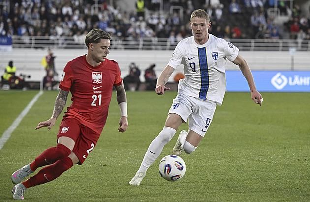 Fotbalové přestupy ONLINE: Kamerunský rychlík k Wolves, stěhuje se i Zalewski