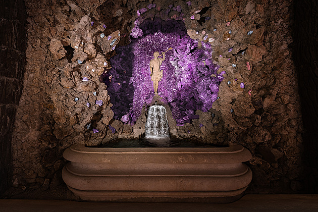 Unikátní objev. Barokní jeskyně zámku v Kroměříži zdobí stovky polodrahokamů