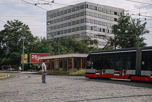 Praze hrozí ostuda. Sen o sídle kosmické agentury EU na Palmovce se rozplývá