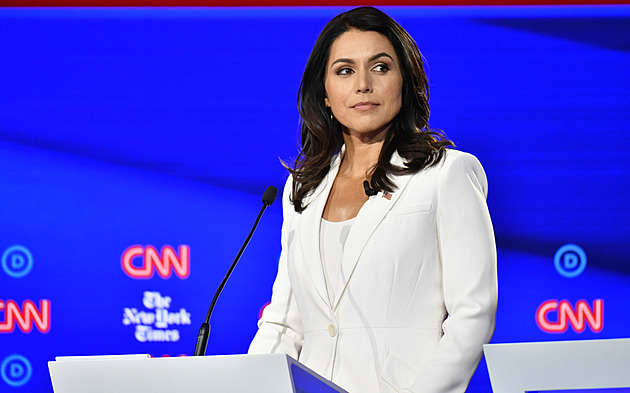 Trumpova vláda zrušila prověrky 37 činitelům. Viní je z manipulace s informacemi