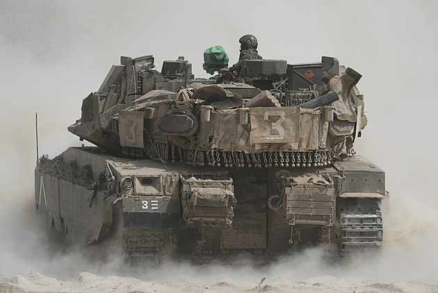 Izrael schválil plán ofenzivy do Gazy. Nařídil povolat 60 tisíc záložníků