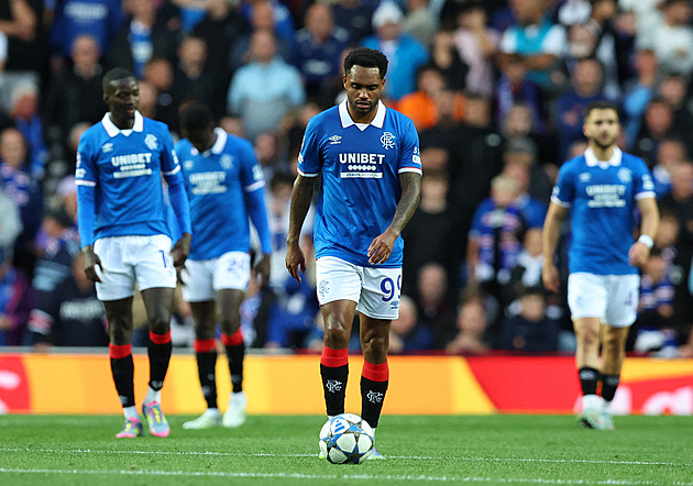 Zkrat a tři góly za dvacet minut, Rangers pak vypískali. Katastrofa, soudí expert