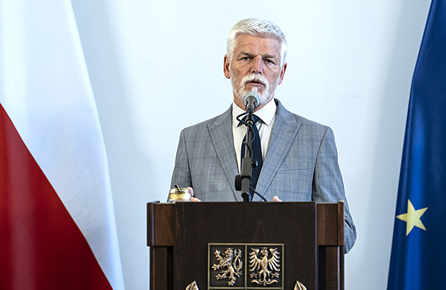 Česko by mělo být součástí případných mírových jednotek na Ukrajině, míní Pavel