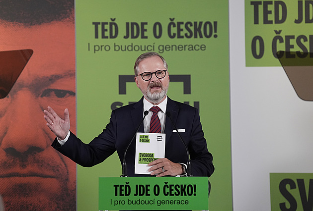 Fiala chce fotbalové Euro v Česku. Je to vůbec možné? A co by bylo potřeba?