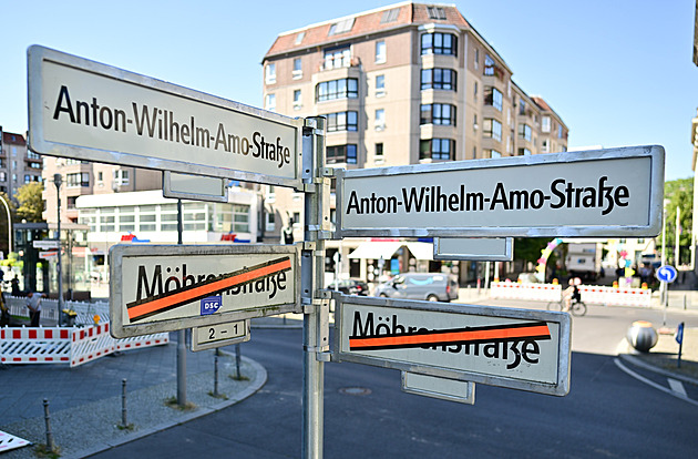 Bitva o Mouřenínovu ulici. Slavnostní přejmenování se odkládá, věc řeší německé soudy