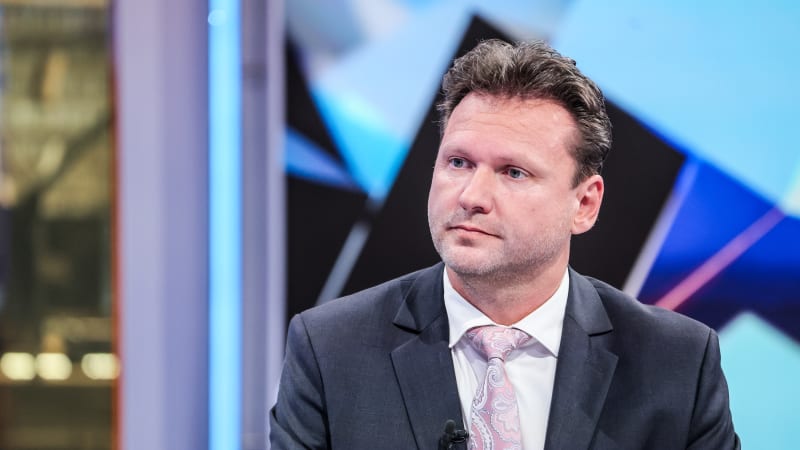 Žádná chyba, ale největší skandál v dějinách. Vondráček se kvůli bitcoinům pustil do Nového