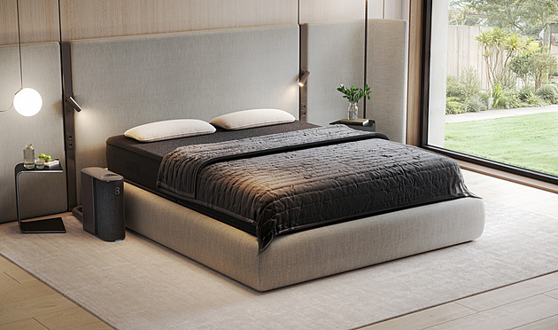 Prostěradlo za sto tisíc uspí, probudí i zahraje. Má ho doma Musk i Zuckerberg