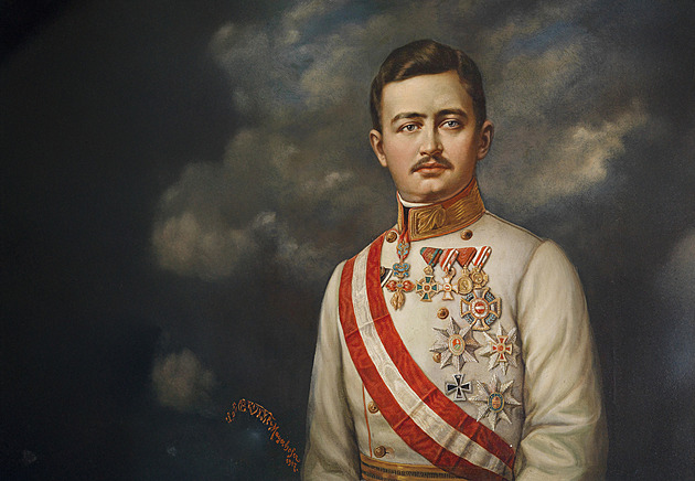 Habsburk na trůn, nároďák ve finále MS, lysohlávky. Co slibují strany ve volbách