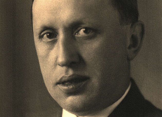 Nejpřekládanějším autorem Česka je Karel Čapek, jen těsně překonal Julia Fučíka