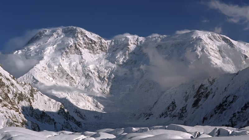 Selhal poslední pokus o záchranu alpinistky Natalji. Pátrání bude pokračovat až příští rok