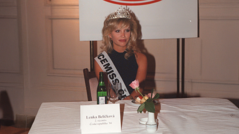 Vicemiss Česka se měla pokusit o sebevraždu. Beličková vyskočila z okna hotelu ve Varech