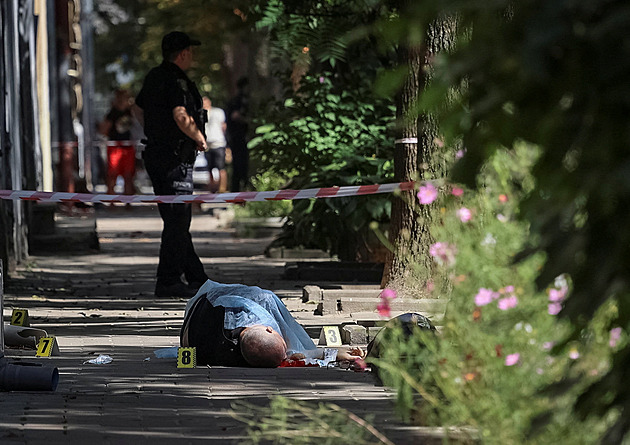 Ve Lvově zastřelili exšéfa ukrajinského parlamentu. Pachatel ujel na kole