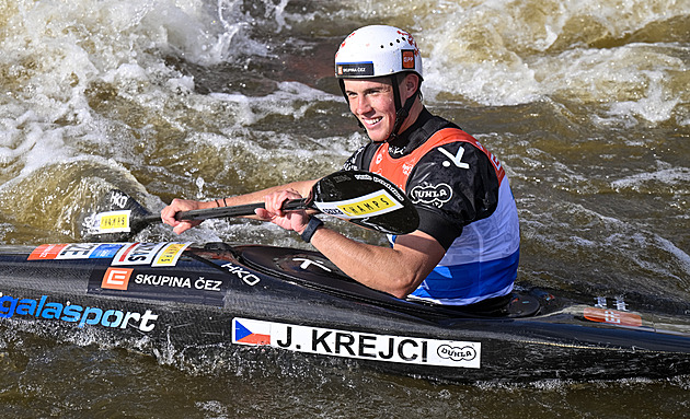 Slalomář Krejčí byl na SP v Tacenu druhý v časovce kayakcrossu