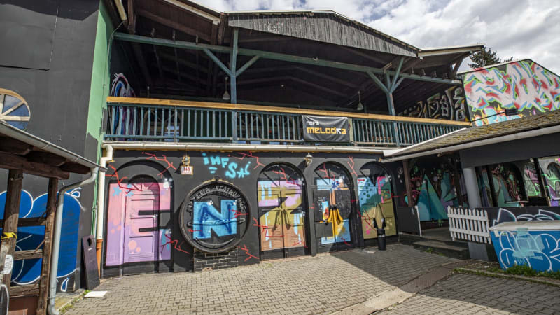 Kultovní brněnský klub Melodka po dvou desetiletích nečekaně končí. Budovu čeká demolice 