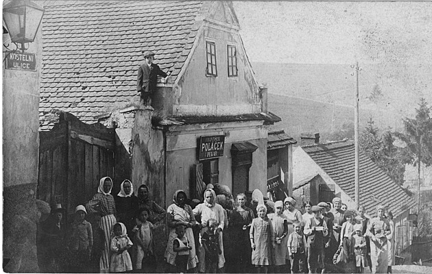 „Naše“ Itálie, kde jedí knedlíky a mluví česky. Sto let staré spojení přetrvalo