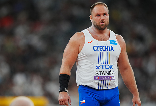 Staněk byl ve finále MS poslední. Nedařilo se ani Maňasové a končí také tyčkaři