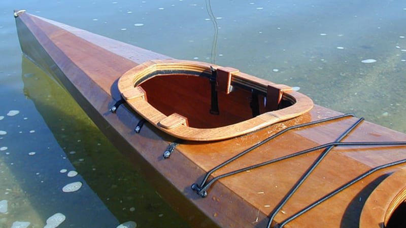 Fingoval smrt na kajaku a utekl za milenkou: Selhal jsem, přiznal Američan. Skončil ve vězení