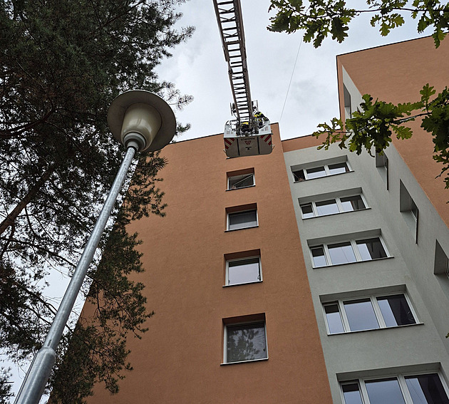 Seniorka tři dny ležela na zemi, při záchraně sehrál zásadní roli vodoměr