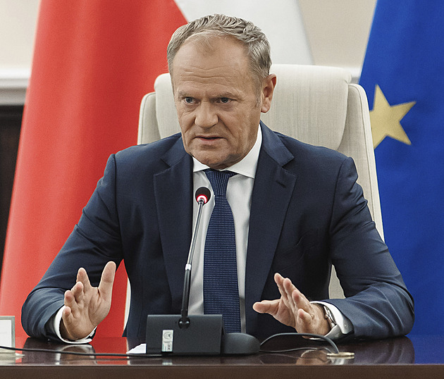 Nad vládou ve Varšavě se vznášel dron. Naváděli ho Běloruska a Ukrajinec