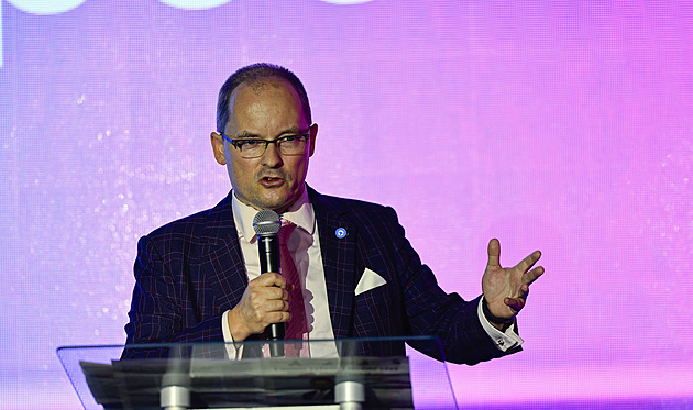 Fialův gang je ze hry. Chceme ANO tlačit k pravicovým řešením, říká Pikora