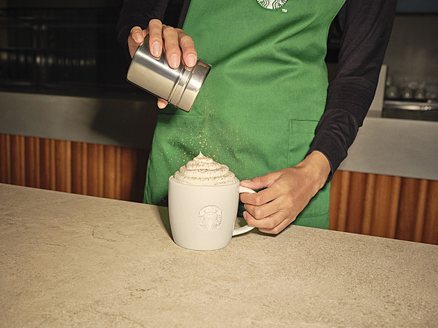 Podzimní nabídka Starbucks není jen o legendárním Pumpkin Spice Latte