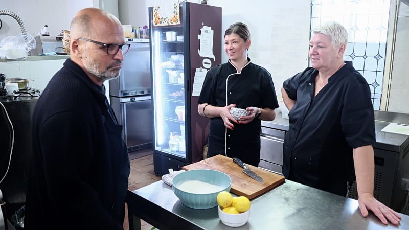 „Unikát“ v pražském Suchdole: Pohlreich perlil u výpečků, jeho verdikt vedl i k slzám