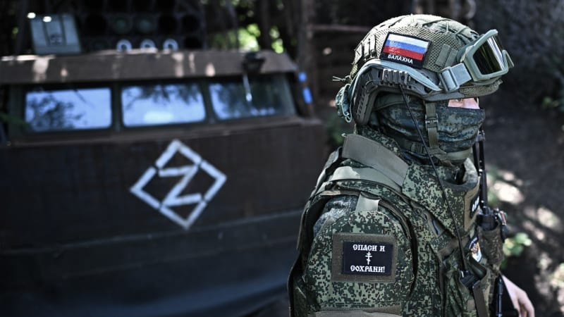 S Ruskem už jsme možná ve válce. Jde o nový druh konfliktu, tvrdí bývalá šéfka britské MI5