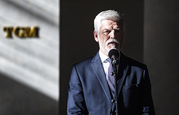 Pavel řekl, kdy svolá Sněmovnu. Babiš mu ukázal, jak vyřeší střet zájmů