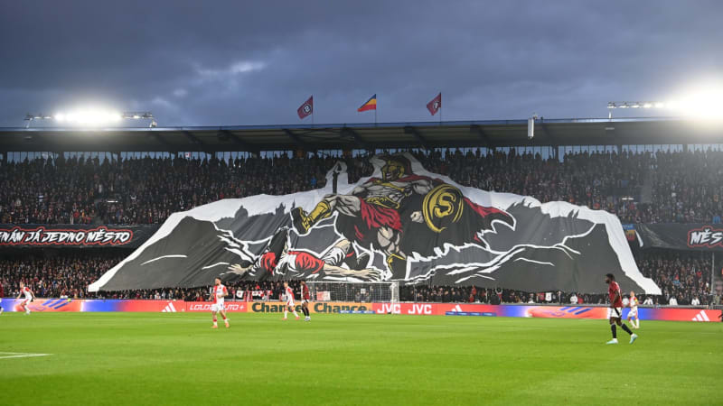 Film Kouzlo derby najdete již nyní na prima+. Co fanoušky na souboji pražských S fascinuje?