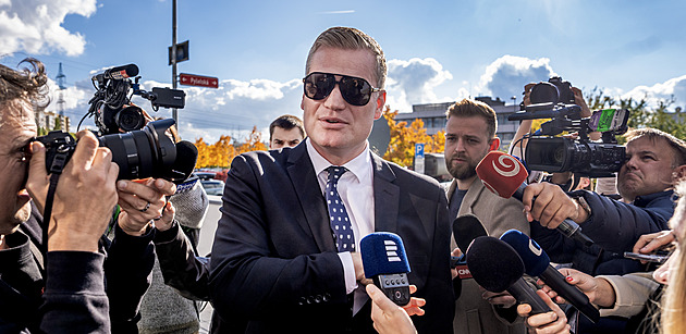 Turek se omluvil. Platí dohoda, kterou jsme udělali, řekl Macinka u Babiše