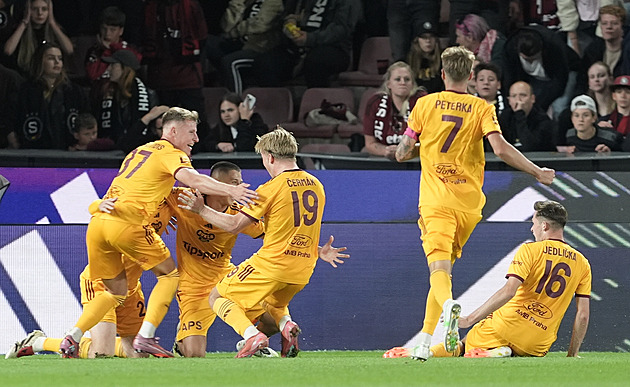 ONLINE: Dukla - Slovácko, souboj dvou týmů z chvostu ligové tabulky