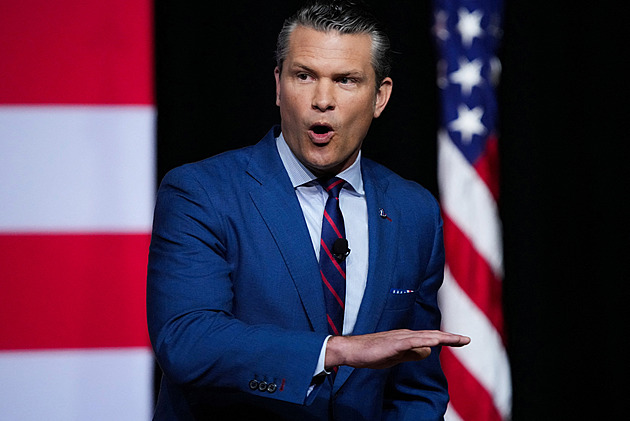 USA udeřily na další loď v Karibiku. Narkoteroristy budeme zabíjet, vzkázal Hegseth