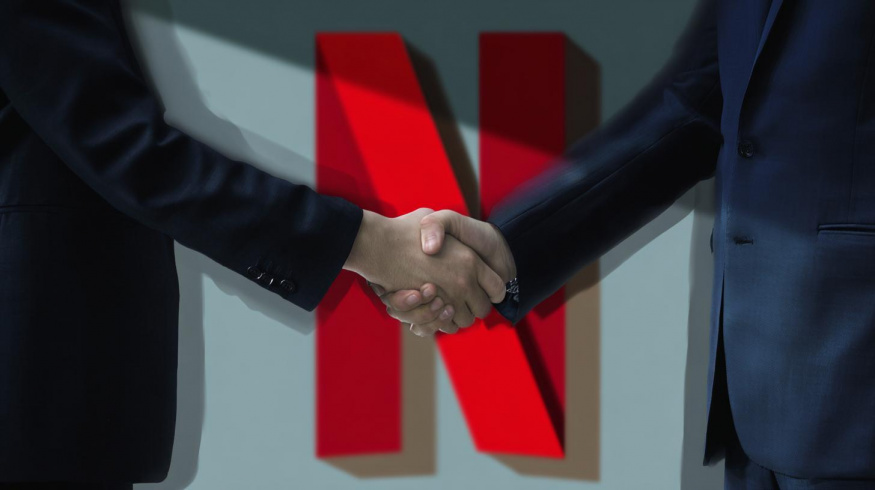 Bomba na závěr roku! Netflix nabízí přes 1,5 bilionu za Warner Bros. (aktualizováno)