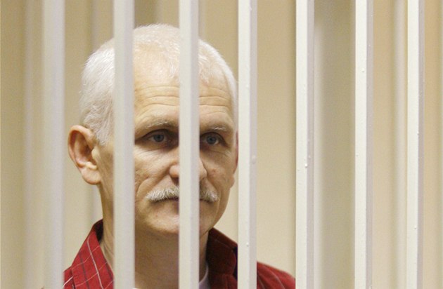 Bělorusko propustilo přes sto politických vězňů. USA zrušily sankce na potaš