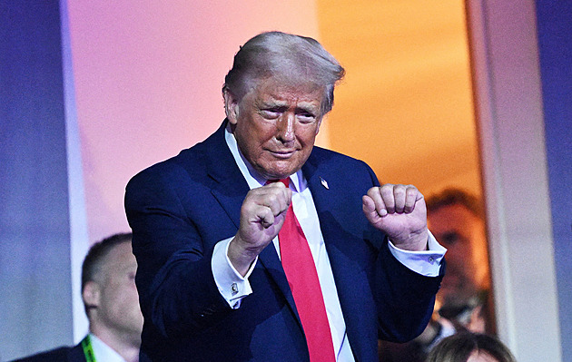 Trump v projevu k národu vysvětloval chřadnoucí ekonomiku, vojákům pošle šek