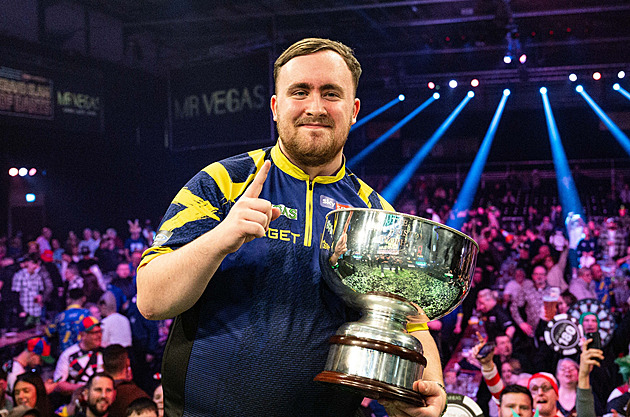 Koupil vilu rodičům, teď Littler podepsal smlouvu snů. Sponzor mu dá půl miliardy